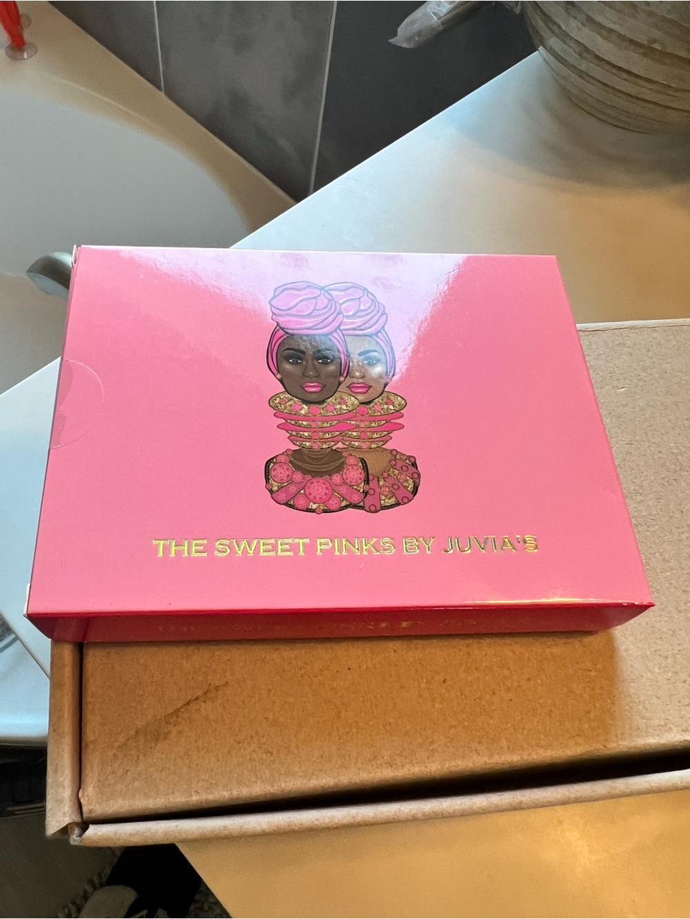 Juvia's Place The Sweet Pinks Eyeshadow Palette - Pink